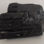 Tourmaline - pierre brute